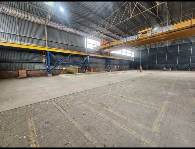 1,250M² FACTORY TO LET IN ROODEKOP